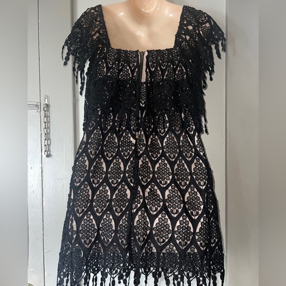 Stone Cold Fox Iowa Lace Off Shoulder Dress - Picture 4 of 6